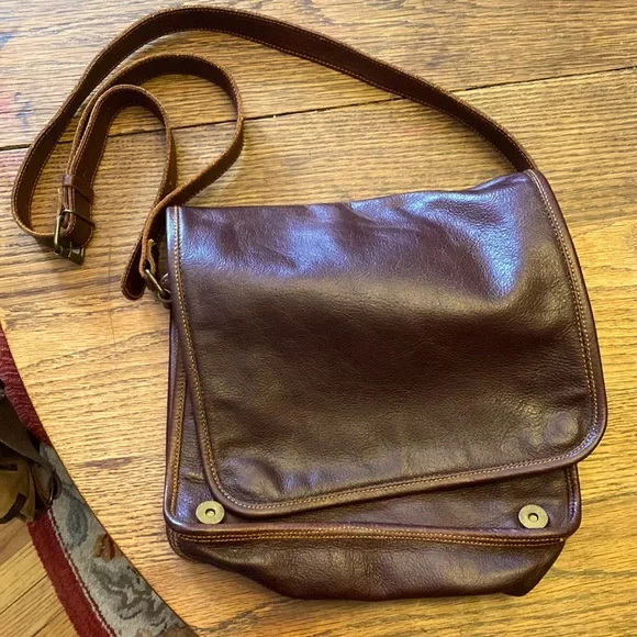Hand Crafted Bags Buffalo Leather Messenger Crossbody Bag